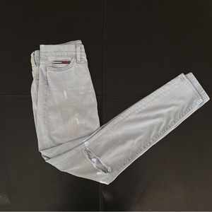 Tommy Hilfiger Light Wash High Rise Ripped Skinny Jeans | Size 0